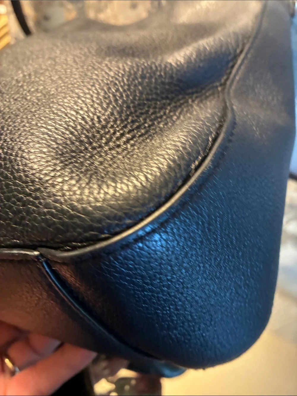 GUC Kate Spade NYC Black Pebbled Leather Shoulder Hobo 2 way bag